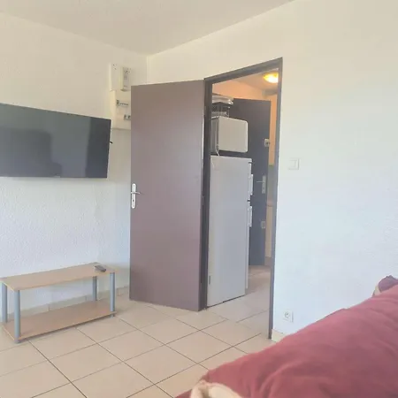 Апартаменты T2 Avec Terrasse Et Parking A 1,3 Km De La - Cap D'agde - Fr-1-249-419